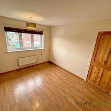 3 BEDROOM House - End Town House - Photo 1