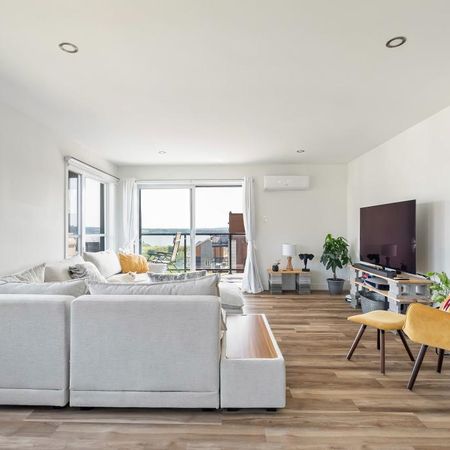 ANIMAUX ACCEPTÉS, Grand 51/2 vue partielle sur le fleuve - Photo 4