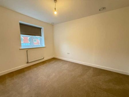 Rivington Park, Bolton, BL6 - Photo 3