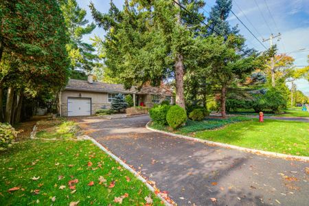 For Lease - 250 Belvenia Road, Burlington, Ontario - Photo 2