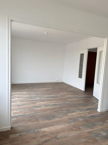 Location Appartement 3 pièces 75m² ALENCON 61000 - Photo 4