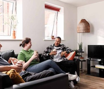 Double Wheelchair Accessible Ensuite - Photo 1