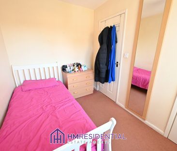 Available 25/04/2026 A 3 Bed House on Southmead Avenue, Blakelaw, N... - Photo 4