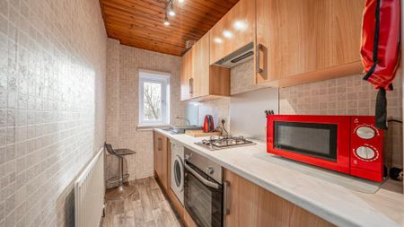 1 bedroom flat to rent - Photo 5