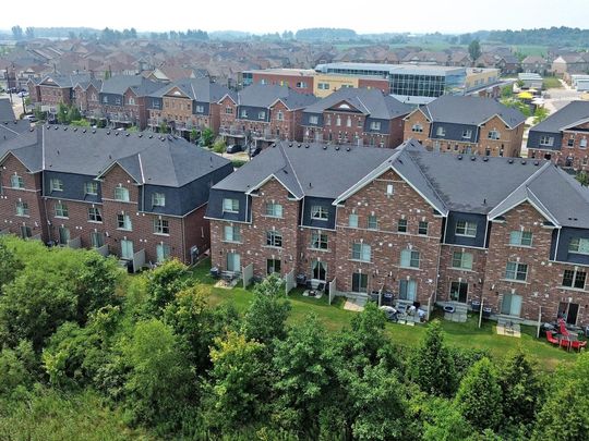 For Lease - 28 Soldier Street, Brampton, Ontario - Photo 1