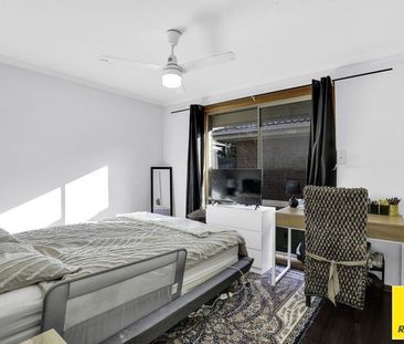 Perfectly Positioned for Everyday Living! - Photo 3