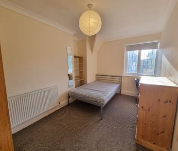 6 Bed Student Accommodation - Photo 6