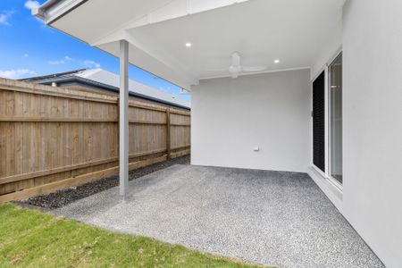 22 Reed Street,LOGAN RESERVE - Photo 4