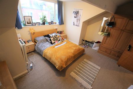 Cliff Mount, Woodhouse, LS6 2HP, Leeds - Photo 5