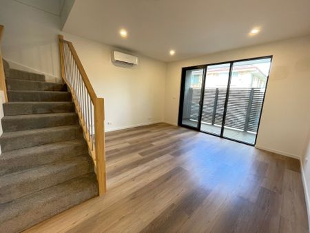 5/585 Whitehorse Road, Mitcham - Photo 3