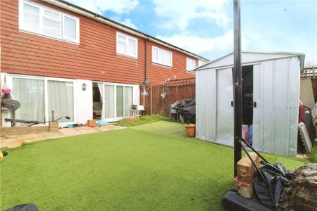 Brierley, New Addington, Croydon, CR0 9DQ - Photo 5