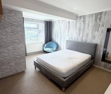 3 bedroom maisonette to rent - Photo 4