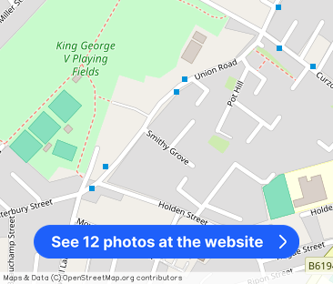 Smithy Grove, Ashton-Under-Lyne, OL6 - Photo 1