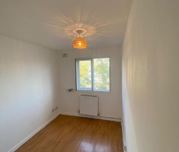 3 Bed Maisonette, St. Ervans Road, W10 - Photo 2