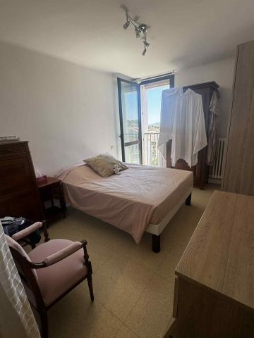 Location Appartement 3 pièces 63m² HYERES 83400 - Photo 4