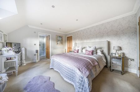 4 bedroom detached house to rent - Photo 5