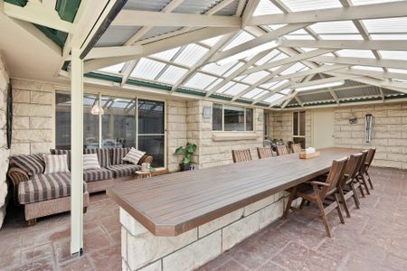 4 Bedroom Family Home in Popular Montebello Precinct - Photo 2