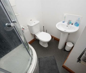 Room in a Shared House, Hubert Road, B29 - Photo 6