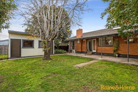 9 Karingal Street, Altona, VIC 3018 - Photo 2