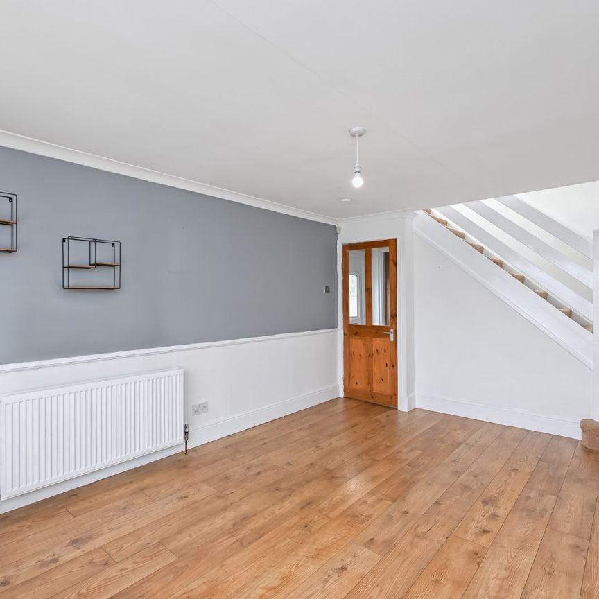 2 bedroom house to rent - Photo 1