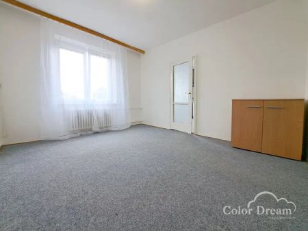 Pronájem bytu 2+1 v Brně, Nových Sadech - Fotografie 2