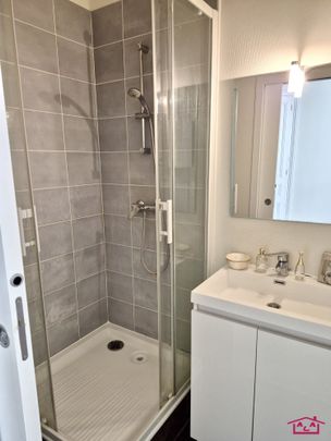 Location Appartement 3 pièces 62m² GRENOBLE 38000 - Photo 1