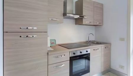 Via Giuseppina Lazzaroni, Milan, Lombardy 20124 - Photo 5