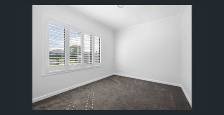 A Light Filled Family Haven with Style, Space & Luxury Comforts - Photo 3