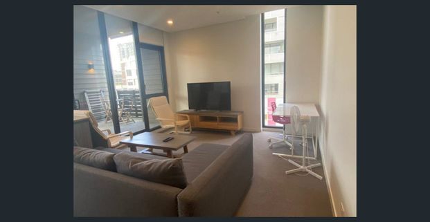 Furnished property | Spacious bedrooms - Photo 1