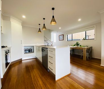 Home For Rent - Photo 3