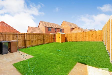 3 bedroom semi-detached house to rent - Photo 3