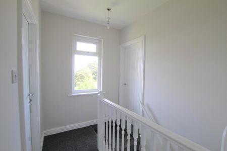 3 bedroom semi-detached house to rent - Photo 3