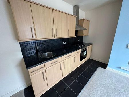 2 bedroom terraced house to rent - Photo 3