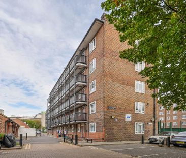 3 bedroom flat to rent - Photo 6