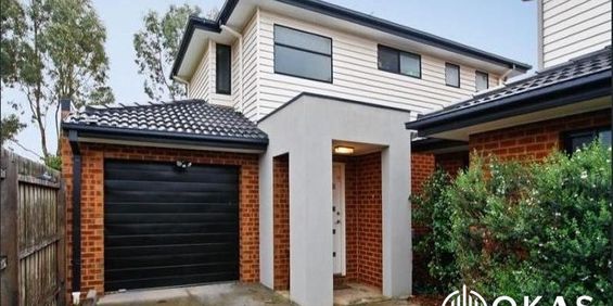 3 Bedroom Townhouse FOR LEASE!! - Photo 3