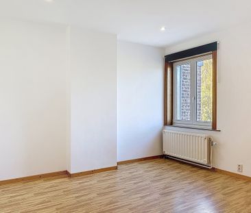 Huis met drie slaapkamers in La Louvière - Photo 2