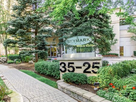 For Lease - 35 Kingsbridge Garden Circle Unit# 505, Mississauga, Ontario - Photo 3