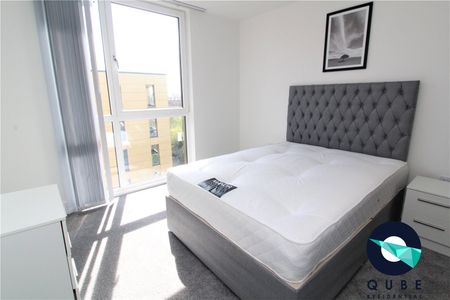 1 bedroom Flat To Rent - Photo 2