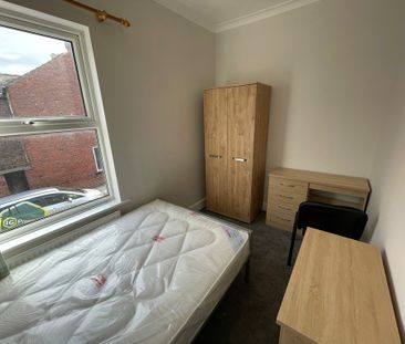 Bismarck Street, Leeman Road - P5002 - Photo 5