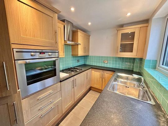 2 bedroom terraced house to rent - Photo 1