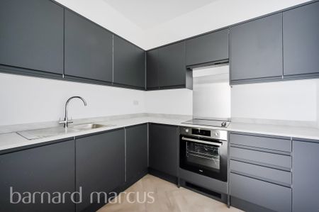 High Street, Croydon - Photo 3