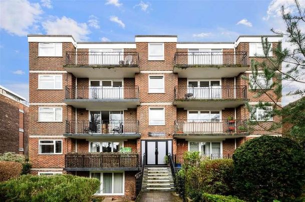 Lansdowne Road, West Wimbledon, SW20 - Photo 1