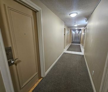 For Lease - 3650 Kingston Road Unit# 826, Toronto, Ontario - Photo 4