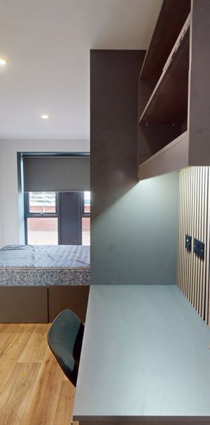 Pershore Road Stirchley - Photo 1