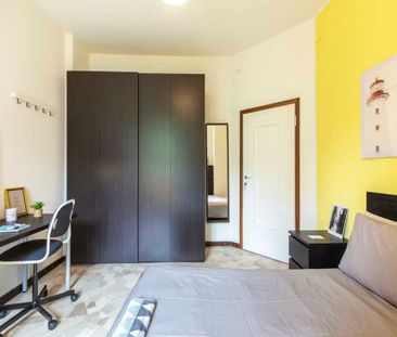 Via Lorenteggio, Milan, Lombardy 20146 - Foto 2