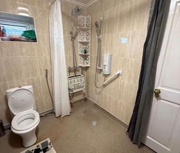 Hawkswood Avenue, Bradford, BD9 - Photo 3