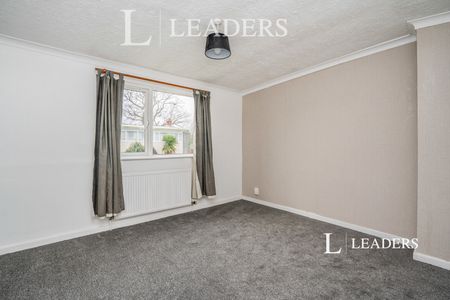 3 bedroom house to rent Valentine Close, Fareham, PO15 - Photo 5