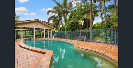 Short Term Rental - 3 Bedroom Fully Furnished Peaceful Garden Apartment - Photo 4