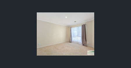 Spacious Four-Bedroom Family Home in a Convenient Location - Photo 2