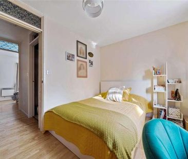 Haygreen Close, Kingston Upon Thames, Surrey, KT2 - Photo 4